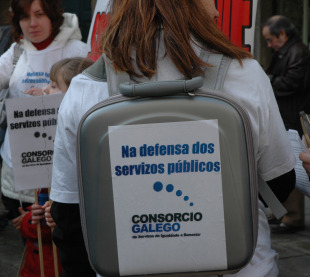 As traballadoras das oficinas de I+B sumáronse á protesta