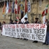 Concentración silente no Obradoiro en protesta polos rexistros corporais a familiares de presos en Teixeiro