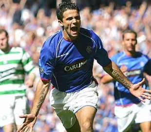 Nacho Novo, dos Glasgow Rangers, tampouco vai poder estar no partido do 27-D